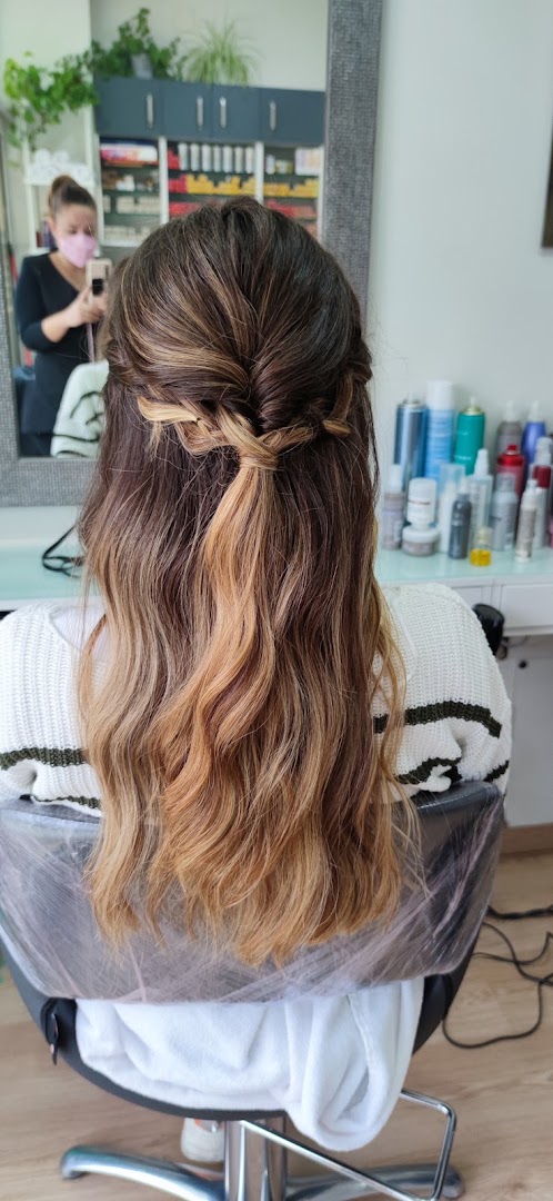 Peluqueria Cristina Montero · Fotos 4